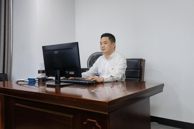 基層職工熱議黨的二十大系列報(bào)道（三） ：愛崗敬業(yè)、無私奉獻(xiàn)，在公司高質(zhì)量發(fā)展中拼搏奮斗